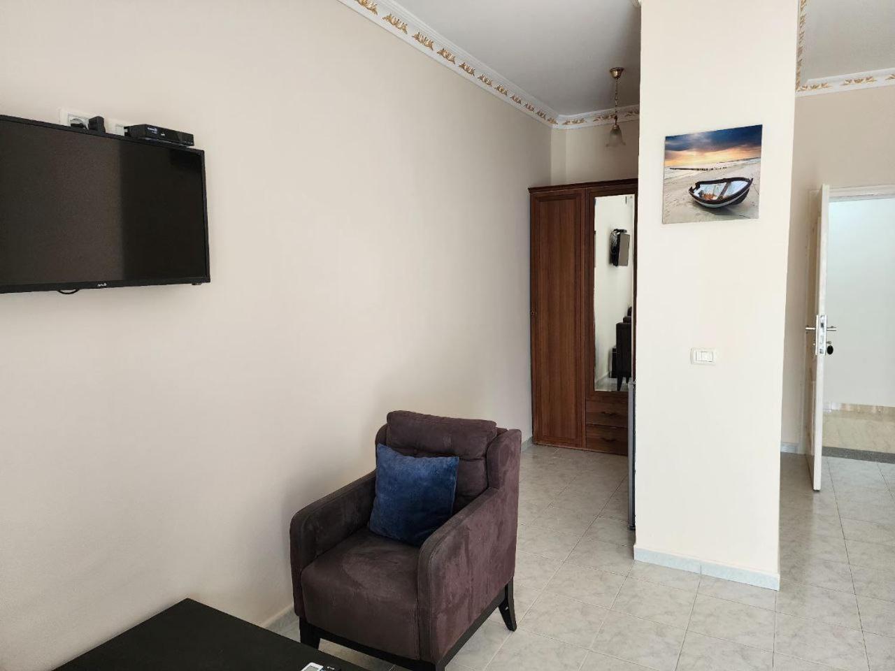 Hotel Maren Durrës Zimmer foto