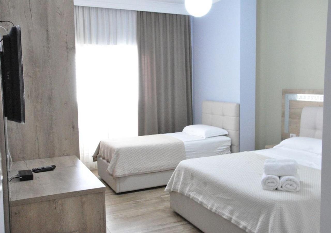 Hotel Maren Durrës Zimmer foto