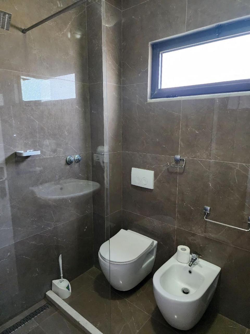Hotel Maren Durrës Zimmer foto