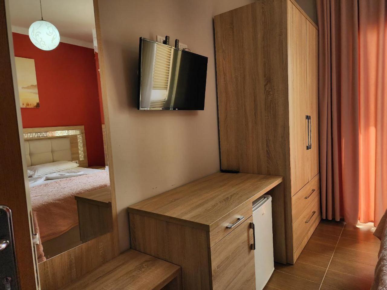 Hotel Maren Durrës Zimmer foto